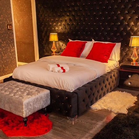 Opulent 1 Bedroom Cosy Suite Бирмингам Екстериор снимка