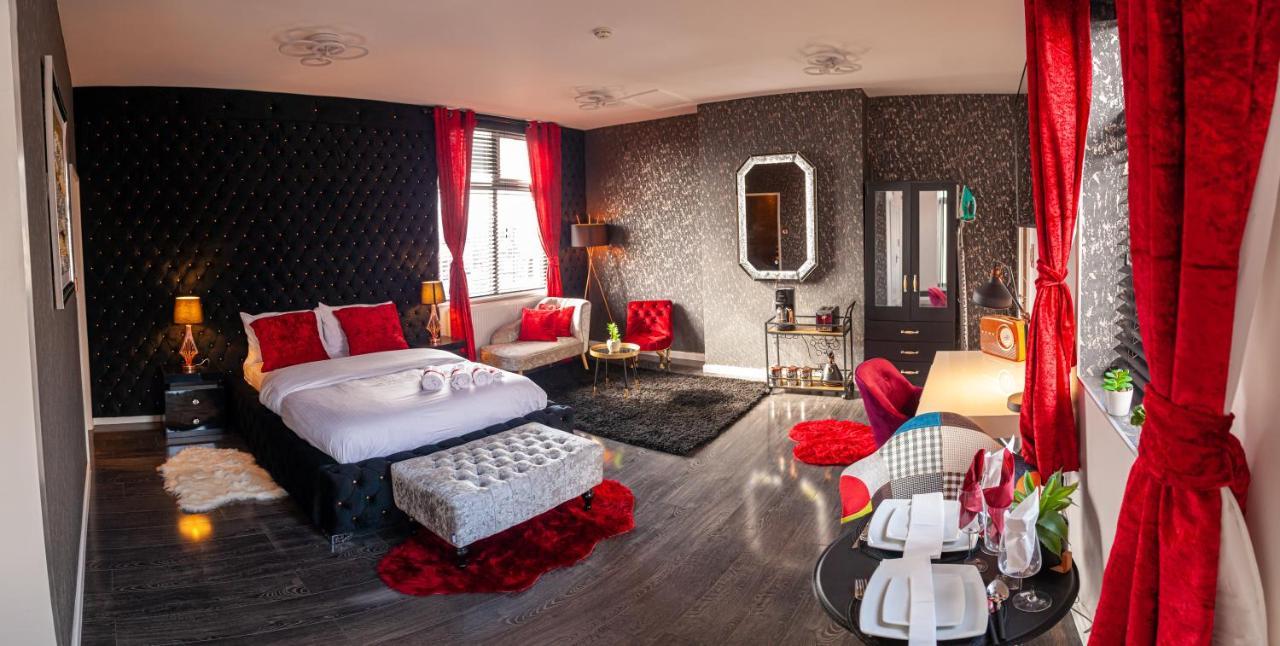 Opulent 1 Bedroom Cosy Suite Бирмингам Екстериор снимка